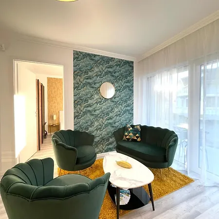 Helios De Luxe Siofok-aranypart Daire Siofok